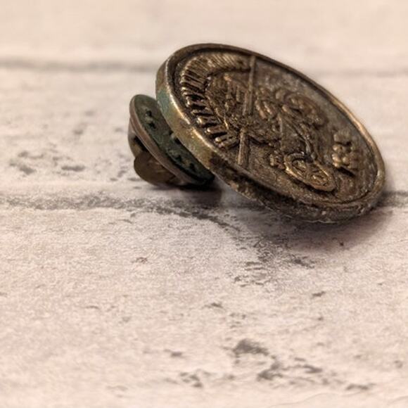 Harley Davidson Copper Pin 1985 - Picture 3 of 4